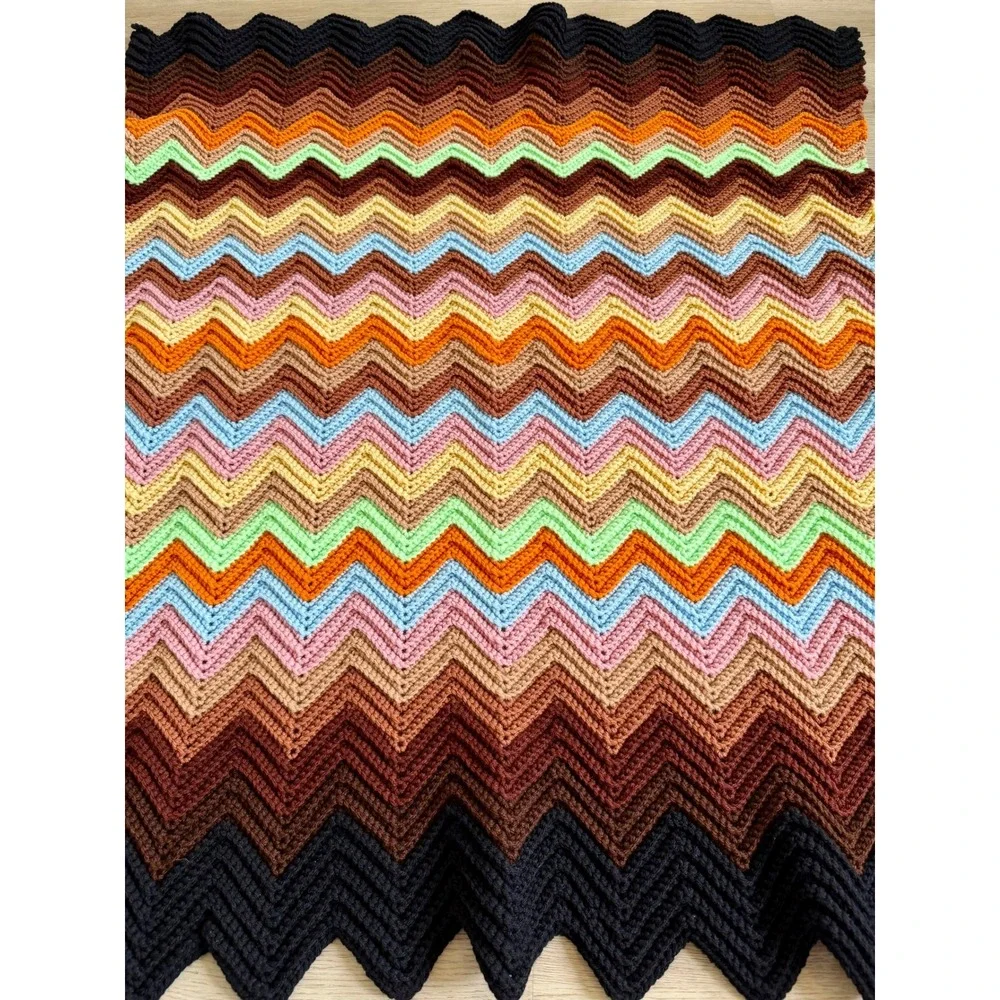 Vintage Handmade Crochet Chevron Ripple Afghan Throw Blanket Multi Color‎ 37x48